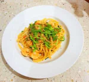 Linguine with Prawns, Chilli and Rocket